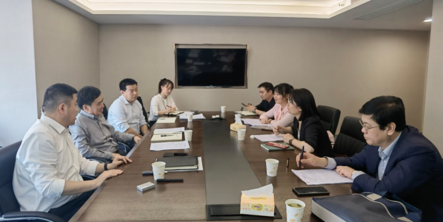 公司與經(jīng)開區(qū)管委會財(cái)政局、經(jīng)開渭發(fā)集團(tuán)座談